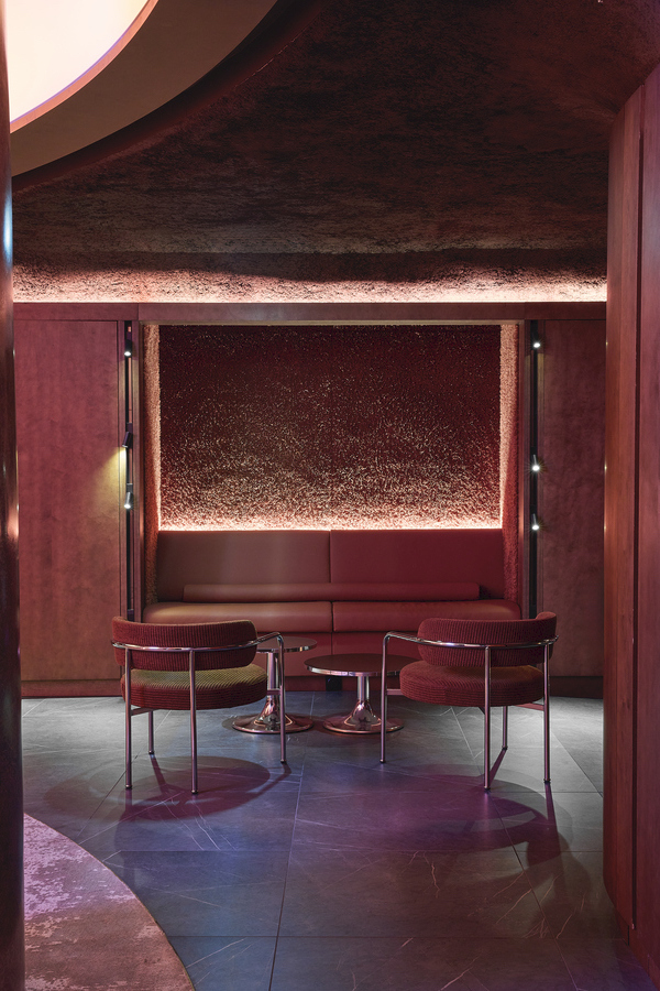 Menuiserie : EBEN transforme Capital 8 en quatre lieux d’exception à Paris