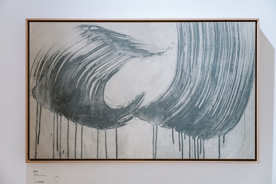 Découvrez l'univers de Miville, artiste peintre abstraite